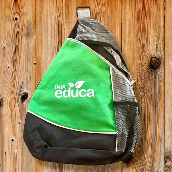 Regalo Corporativo Mochila Economica         loading=