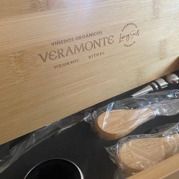 Regalo Corporativo Set de vino y tabla de queso Winchester         loading=